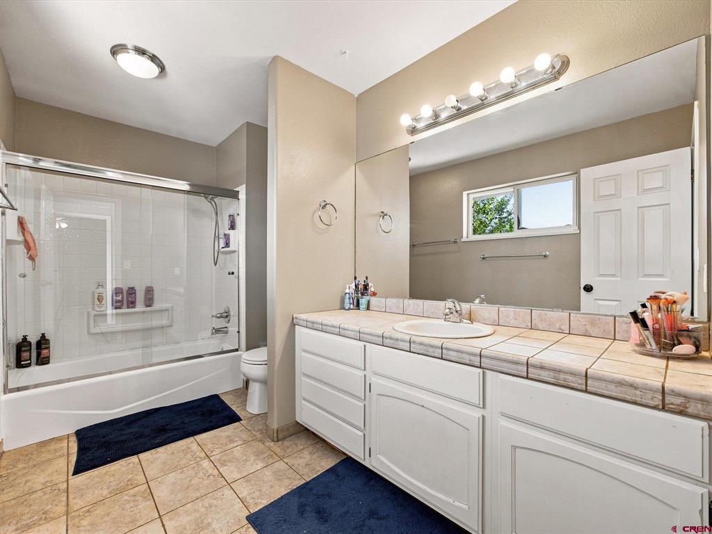 2046 Princeton Way Property Photo 23