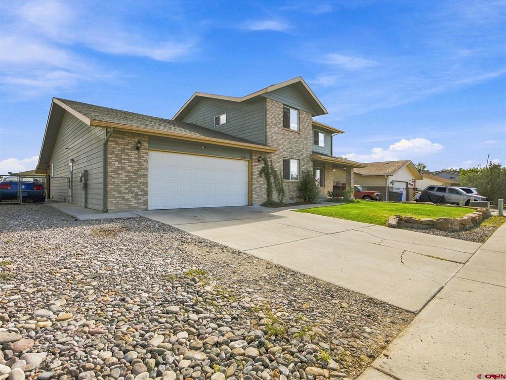 2046 Princeton Way Property Photo 27