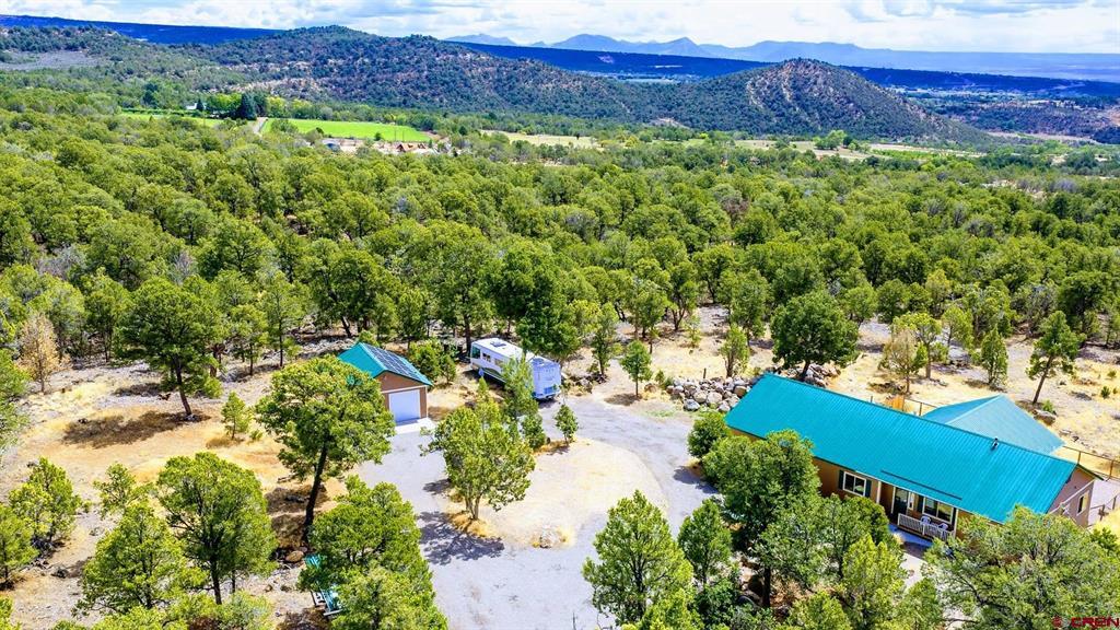 21166 Rustic Road Property Photo 10