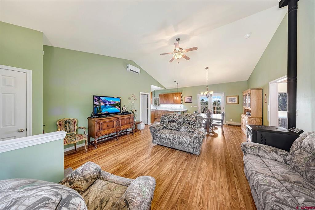 21166 Rustic Road Property Photo 18