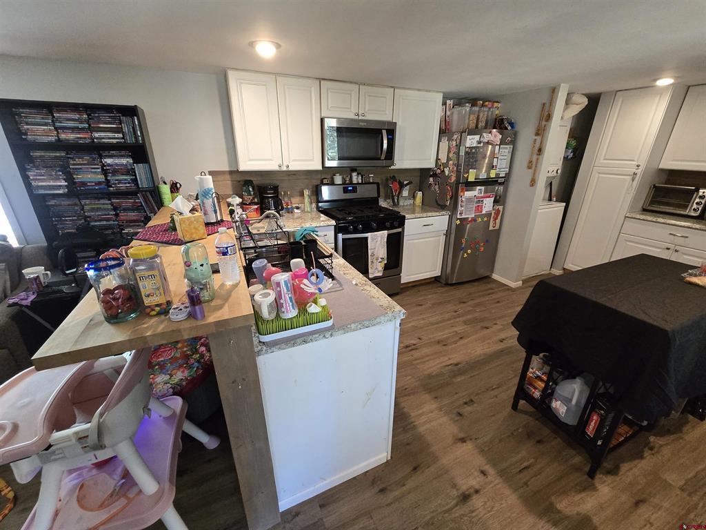 456 Valley View Dr Property Photo 5