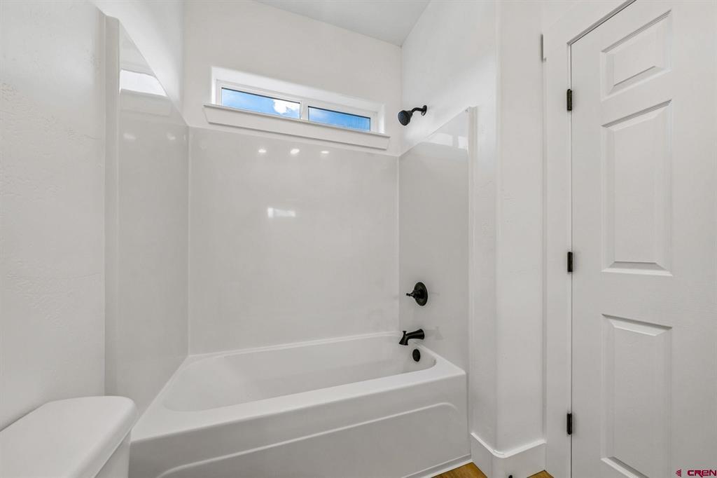 544 N Beech Property Photo 15