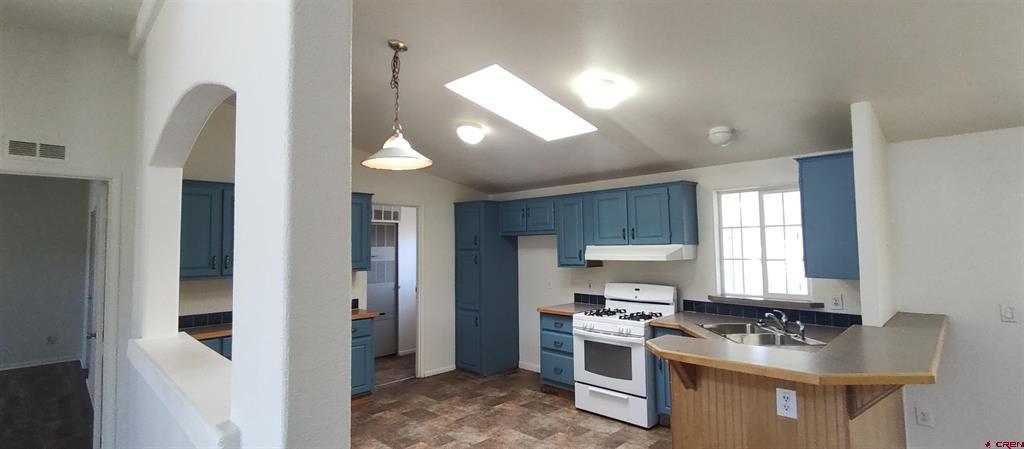 178 Arapahoe Road Property Photo 6