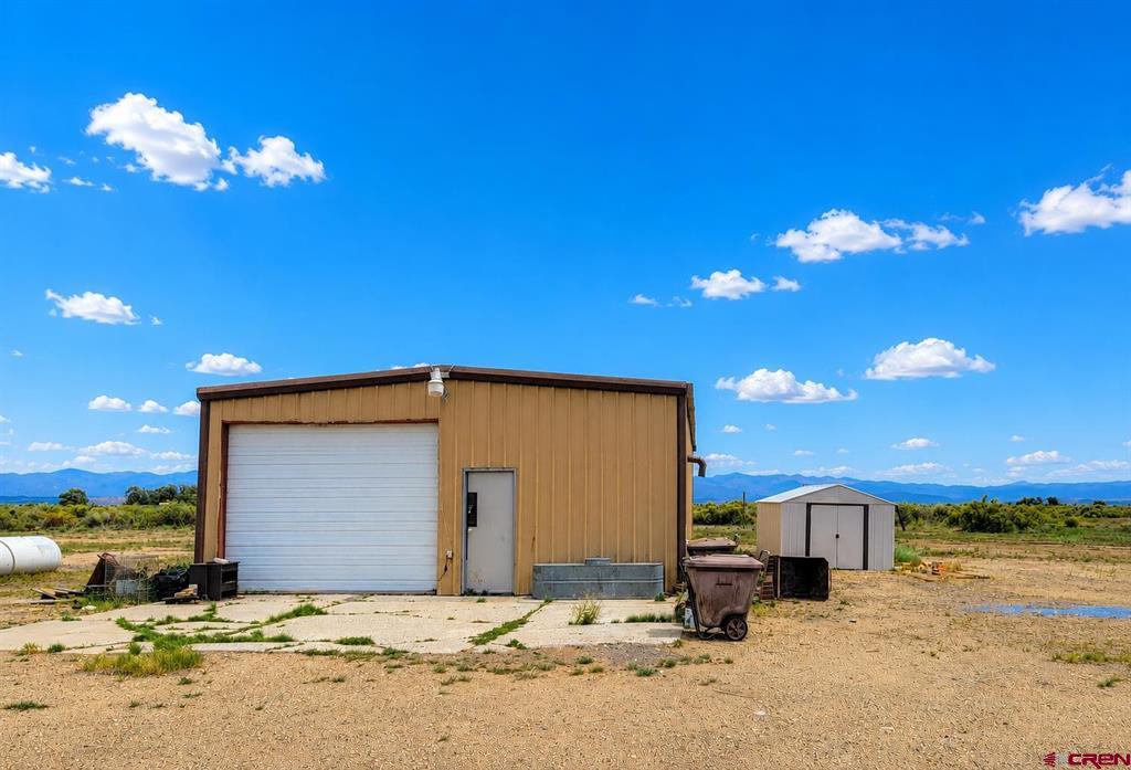 513 Railroad Street Property Photo 13