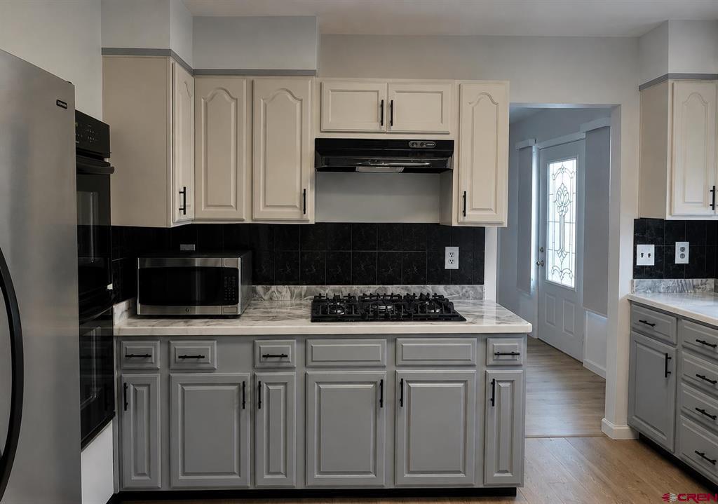 513 Railroad Street Property Photo 22