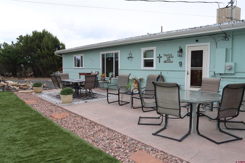 15827 Peach Road Property Photo 8