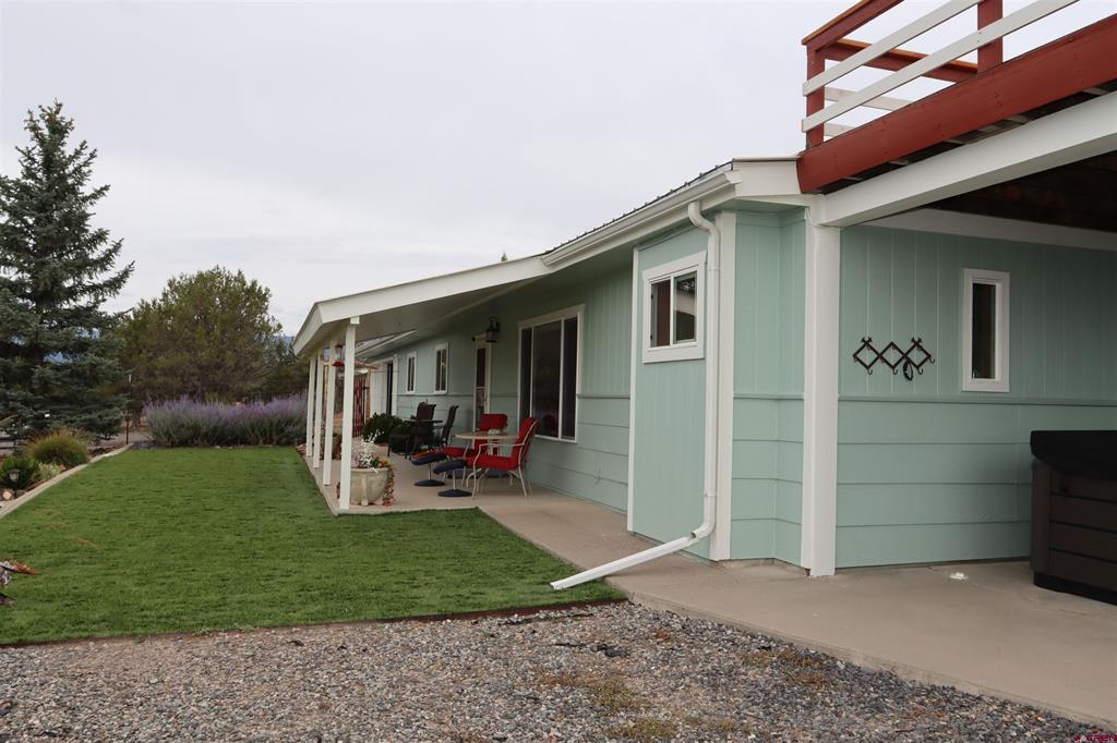 15827 Peach Road Property Photo 9