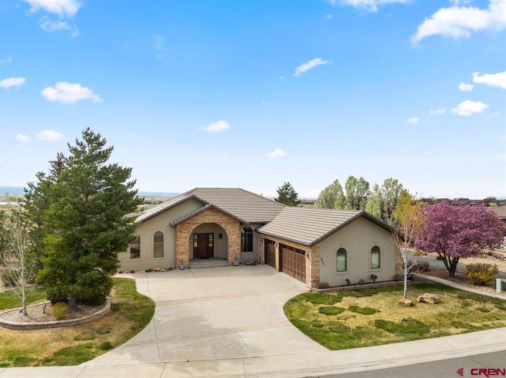 2691 Red Cliff Circle Property Photo 6