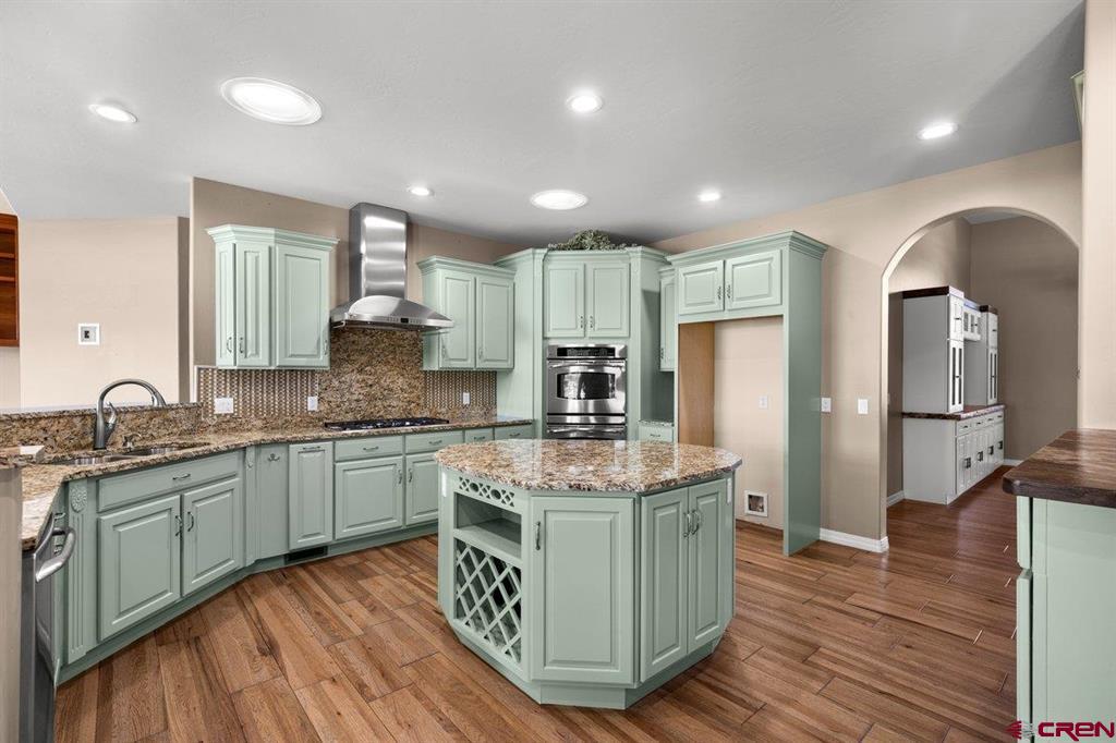 2691 Red Cliff Circle Property Photo 8