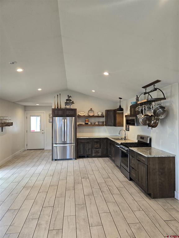 312 Van Tuyl Circle Property Photo 8