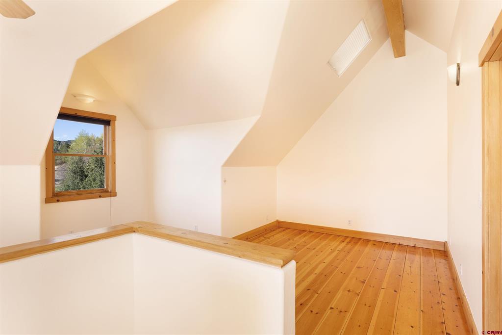 2305 N Glenisle Avenue Property Photo 23