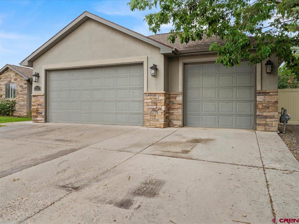2240 Freedom Way Property Photo 5