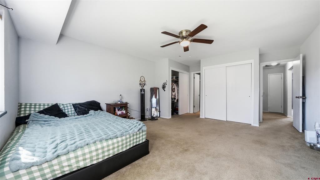 2048 Winston Way Property Photo 12