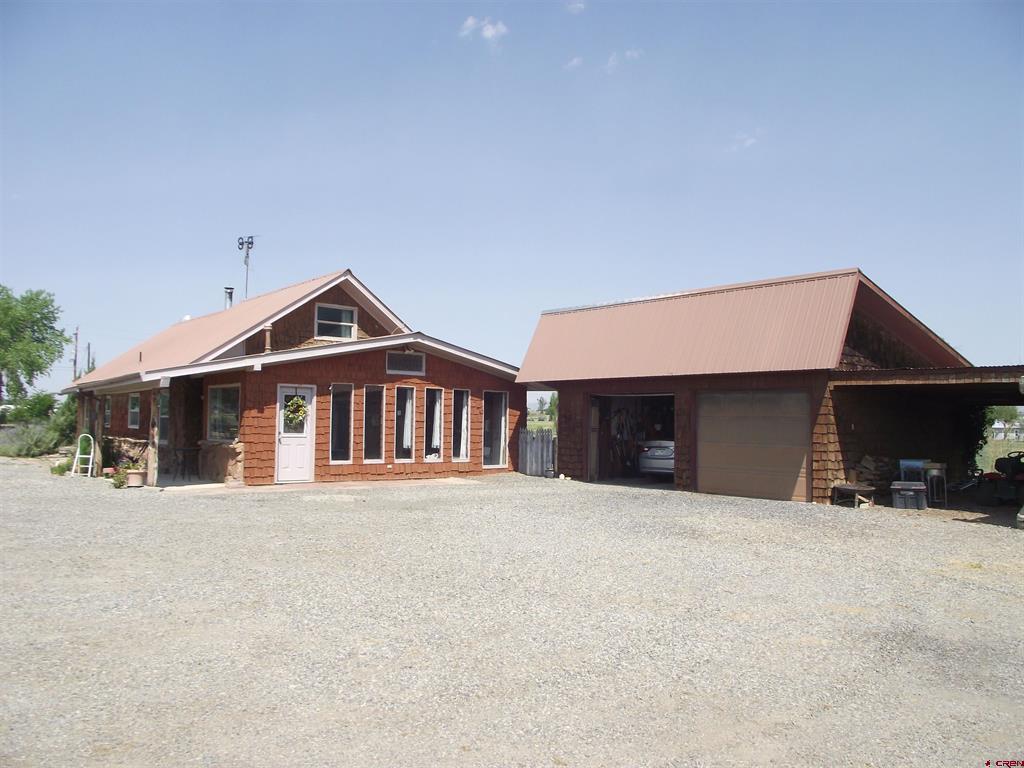 4418 1900 Road Property Photo 10