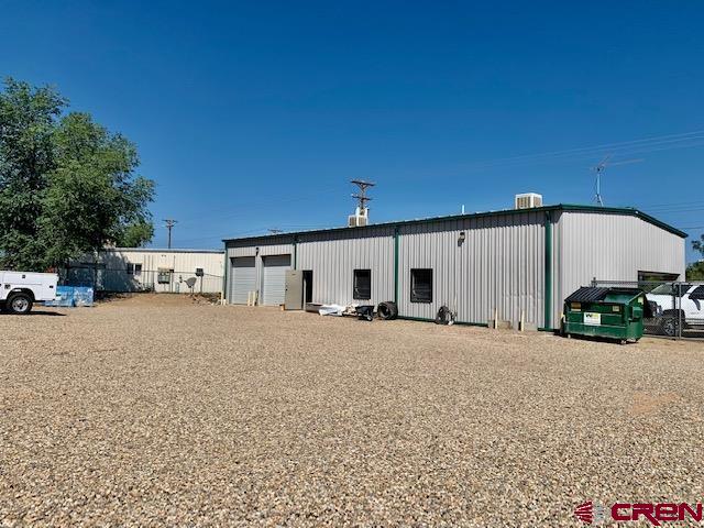2415 E Empire St Property Photo 26