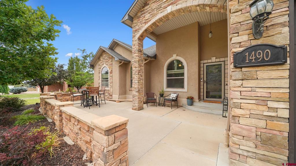 1490 Se Fairway Drive Property Photo 4