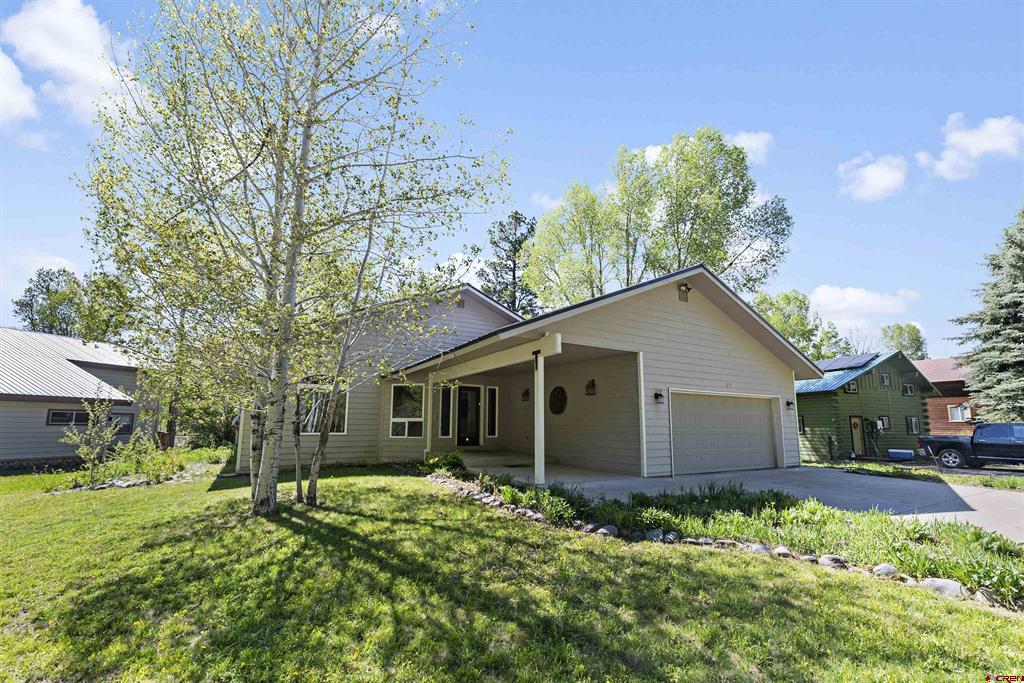 51 Little Beaver Place Property Photo 4