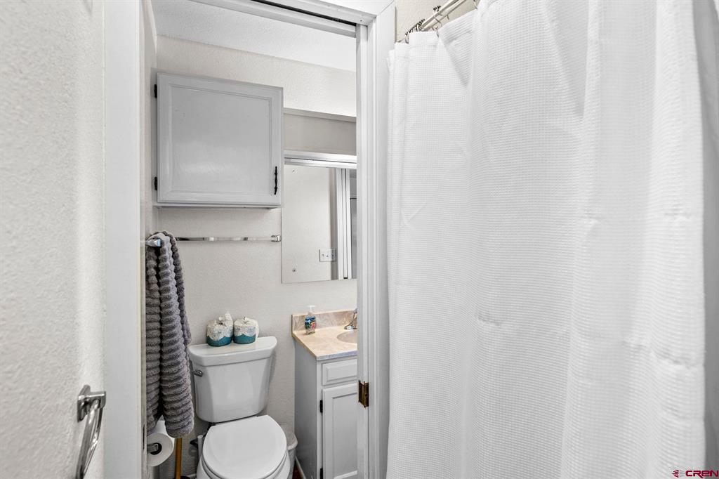 2 Elcho Avenue Property Photo 21