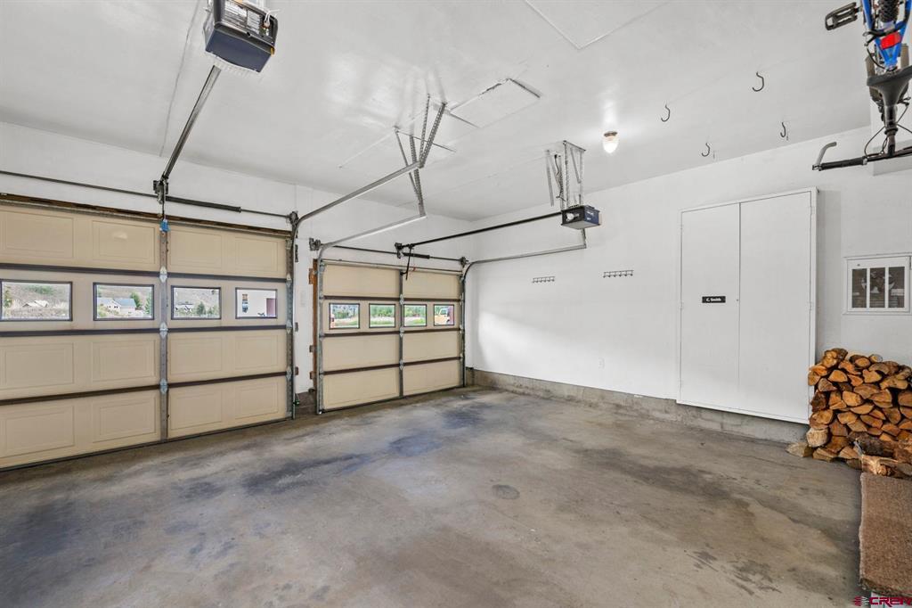 2 Elcho Avenue Property Photo 27