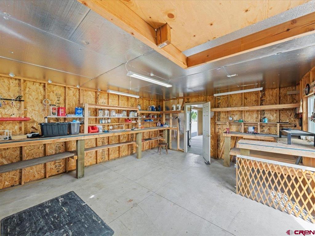 68000 Tumbleweed Road Property Photo 31