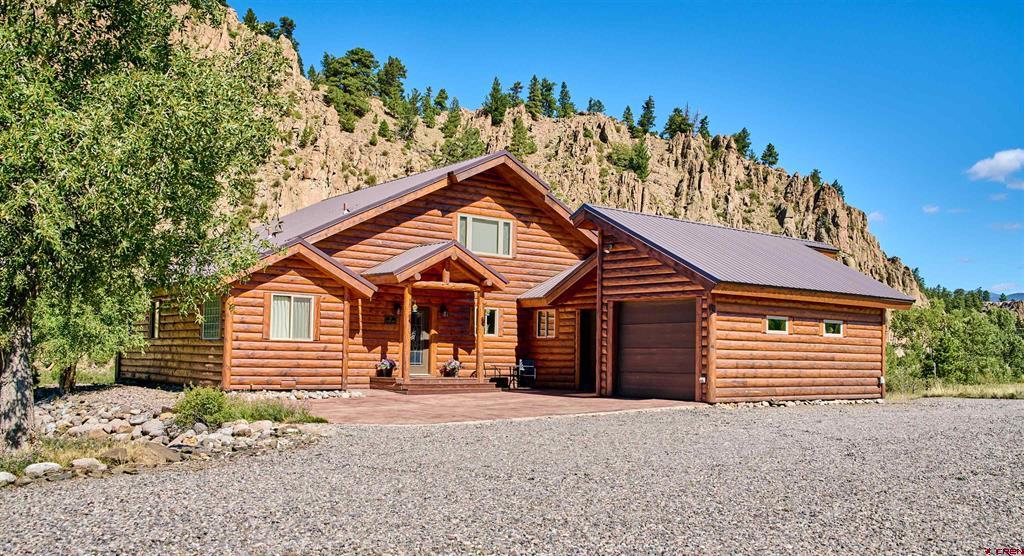 27 Red Bluff Drive Property Photo 4