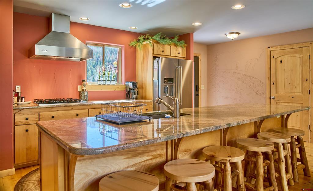 27 Red Bluff Drive Property Photo 12