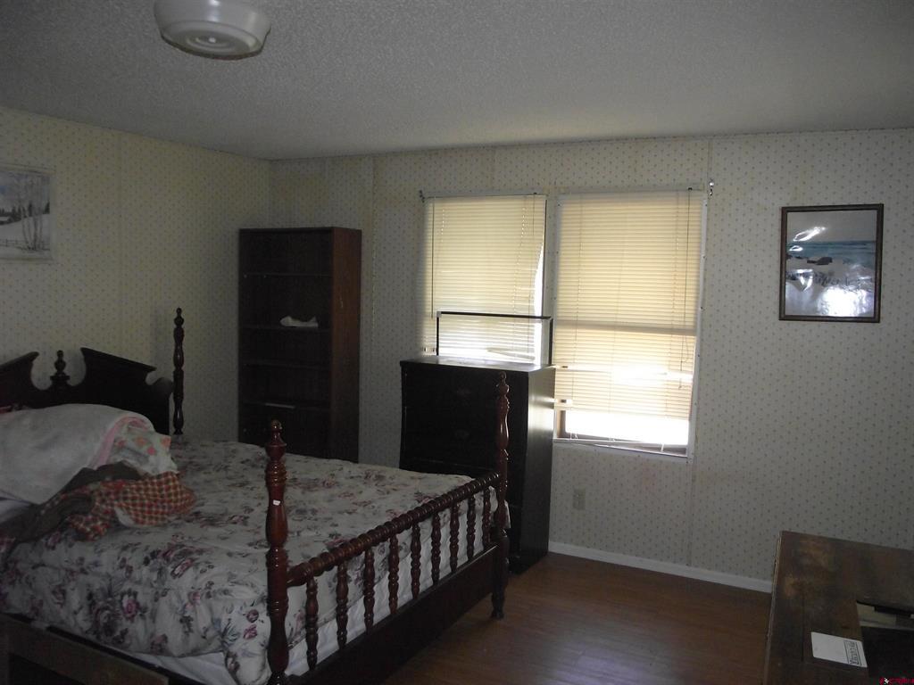 383 S Hillcrest Drive Property Photo 14
