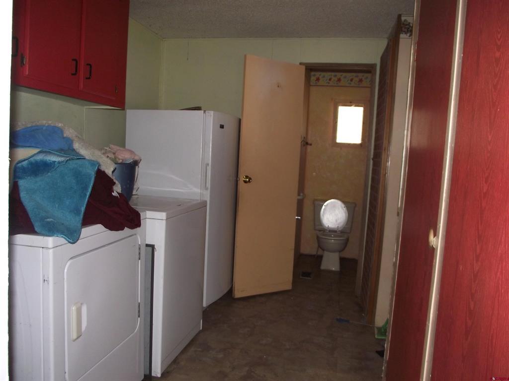 383 S Hillcrest Drive Property Photo 20