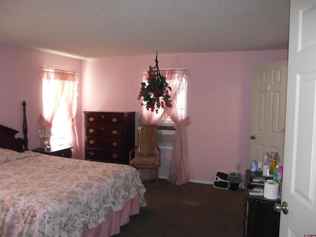 383 S Hillcrest Drive Property Photo 23