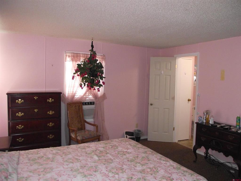 383 S Hillcrest Drive Property Photo 24