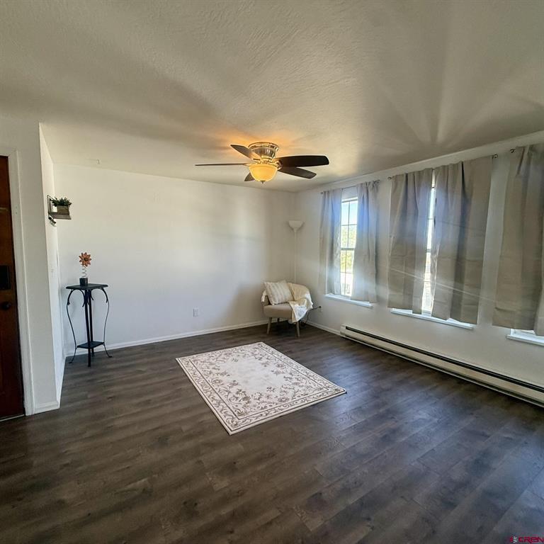 520 W 6th Street Property Photo 5