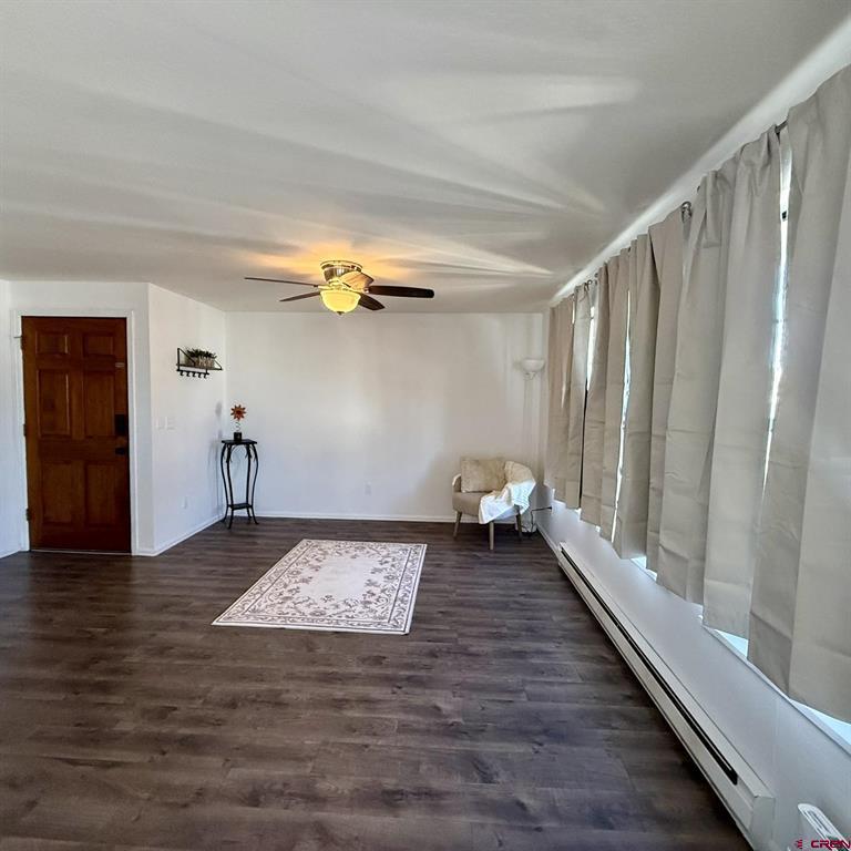 520 W 6th Street Property Photo 8