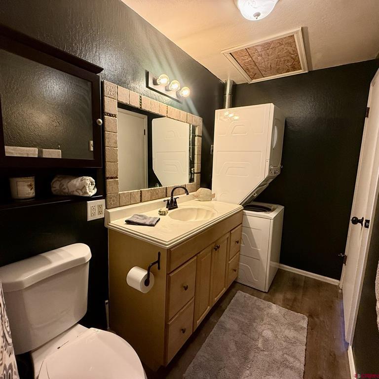520 W 6th Street Property Photo 16