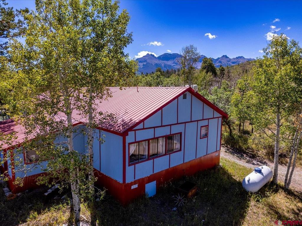 135 Aspenglow Lane Property Photo 4