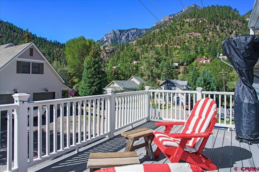 103 5th Avenue Court Property Photo 19