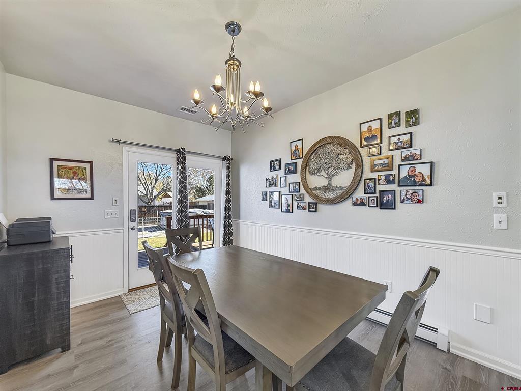 590 30 Road Property Photo 6