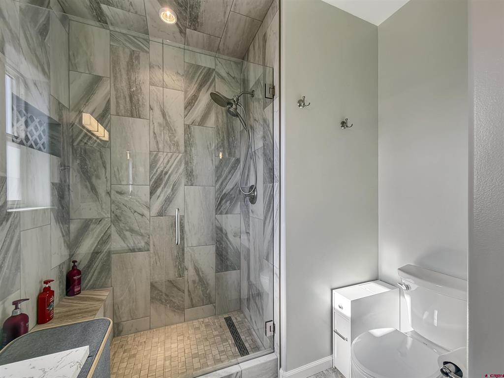 590 30 Road Property Photo 10