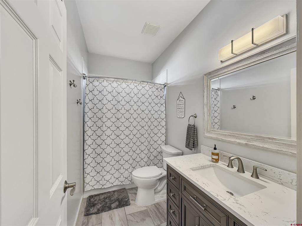 590 30 Road Property Photo 13
