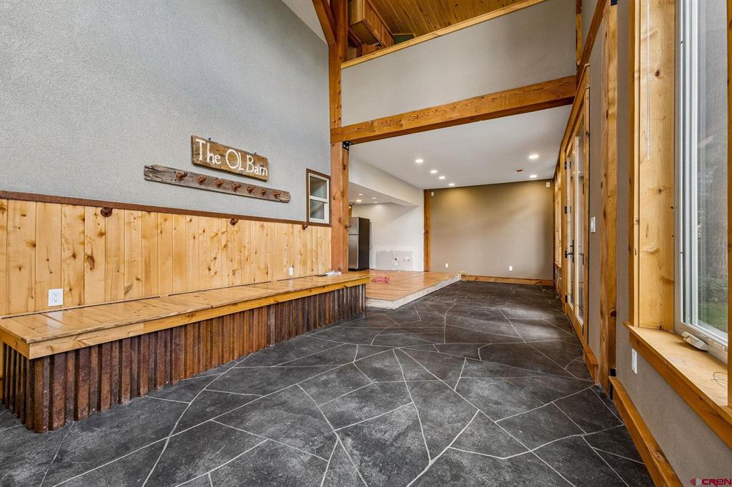 420 S Church Street Property Photo 7