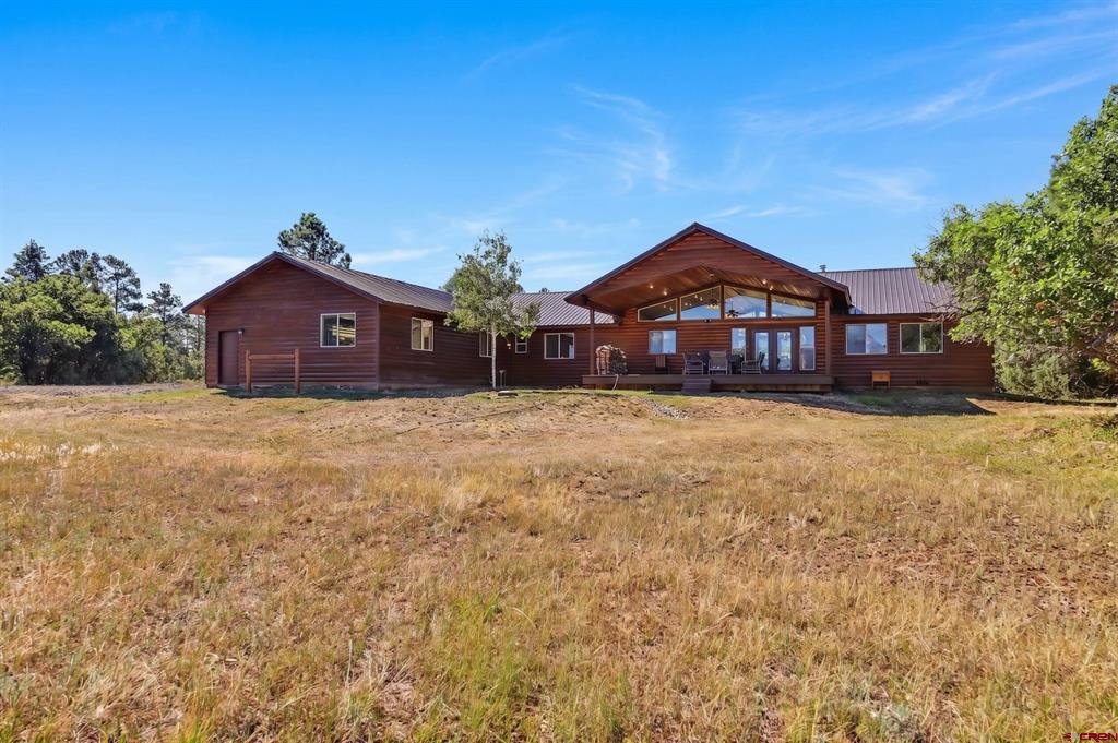 1592 S Pagosa Boulevard Property Photo 2