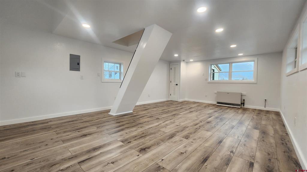 618 Fourth Street Property Photo 3