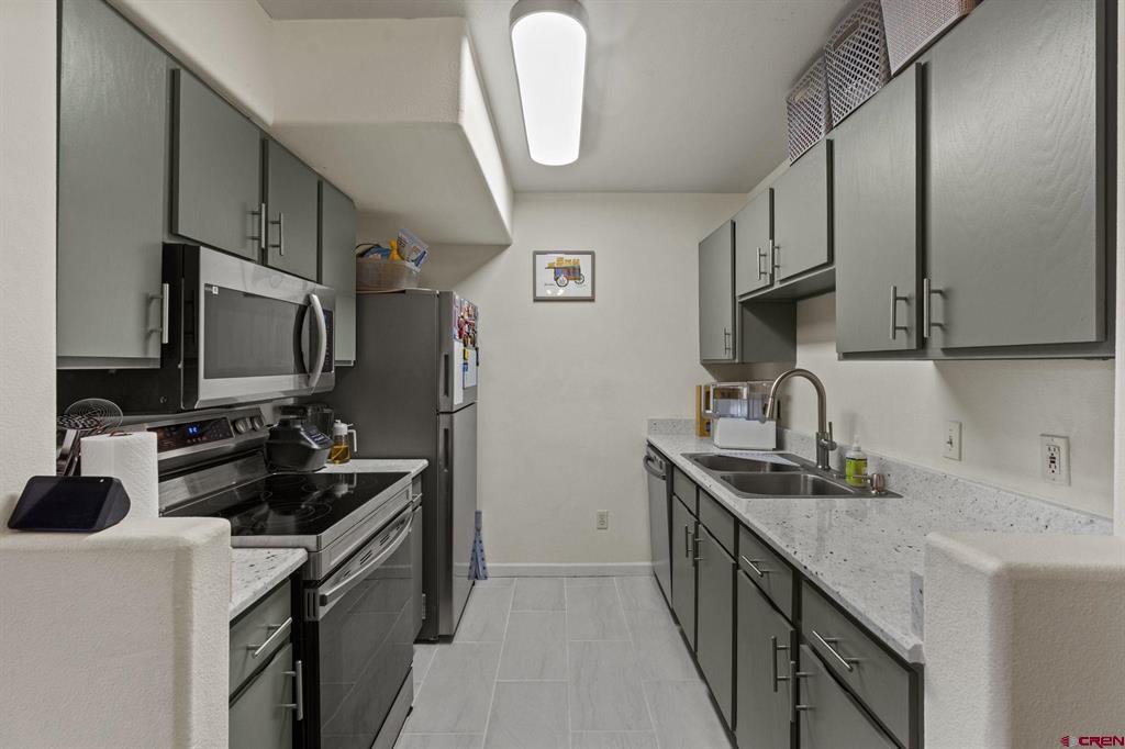 1100 Goeglein Gulch Road Property Photo 4