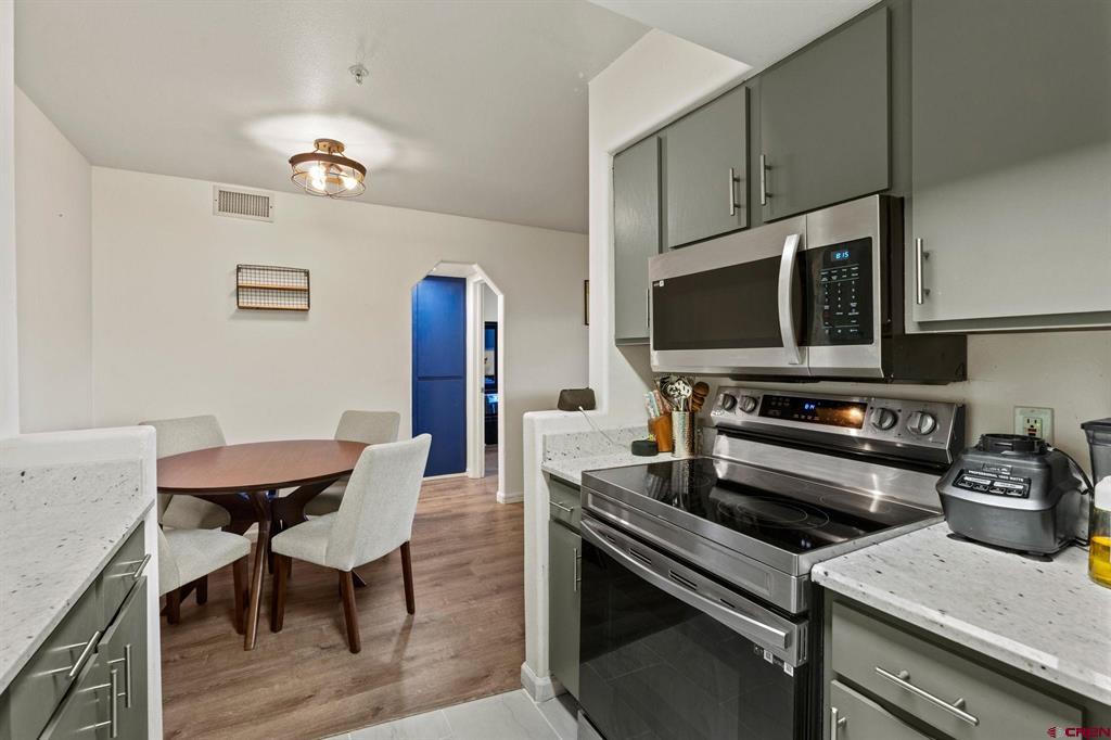1100 Goeglein Gulch Road Property Photo 20