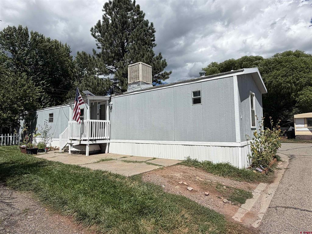 7 Golden West Drive Property Photo 1