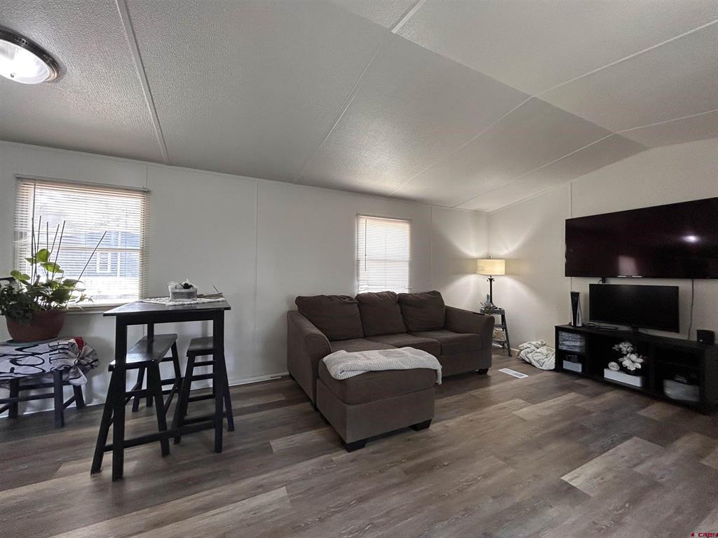 7 Golden West Drive Property Photo 3