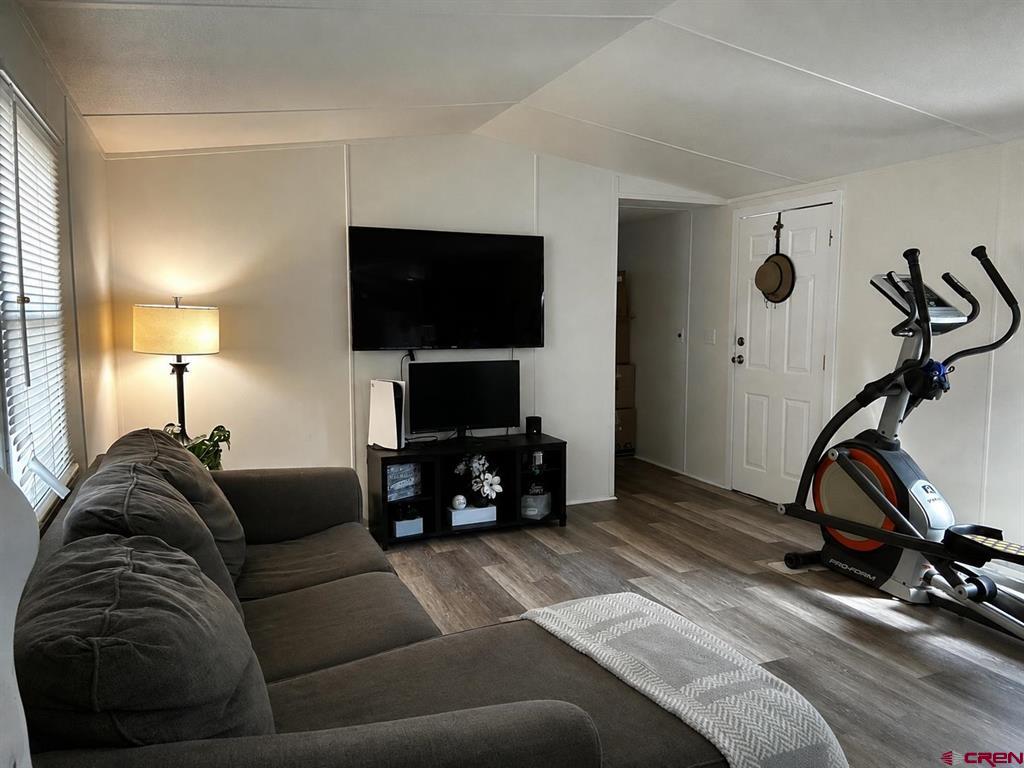 7 Golden West Drive Property Photo 15