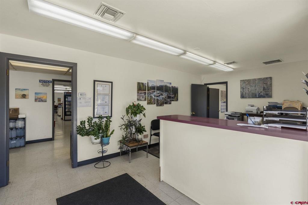 75 Suttle Street Property Photo 4