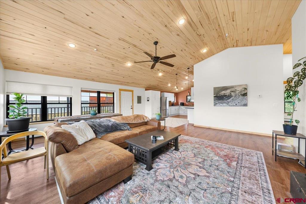 590 Palomino Trail Property Photo 4
