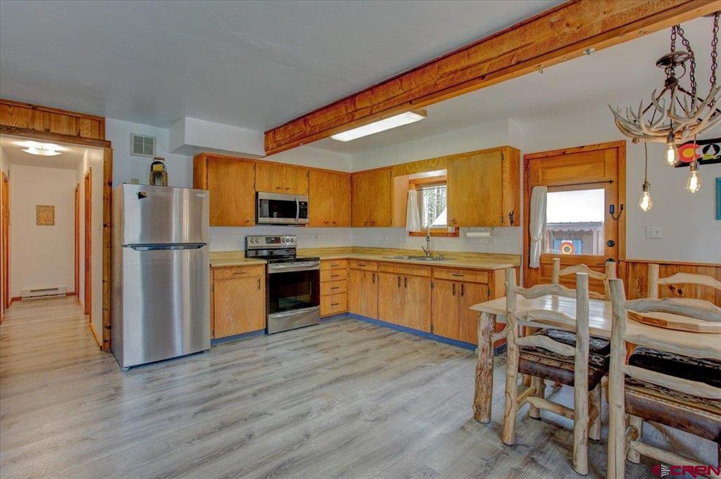 103 Aspen Drive Property Photo 4