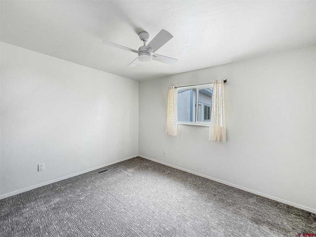 1948 Columbine Court Property Photo 27